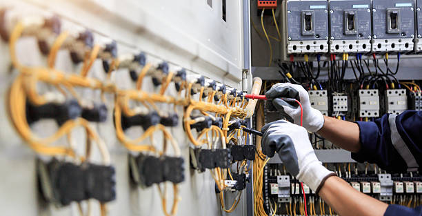 Professional Electrician technician working in Oak Grove, SC